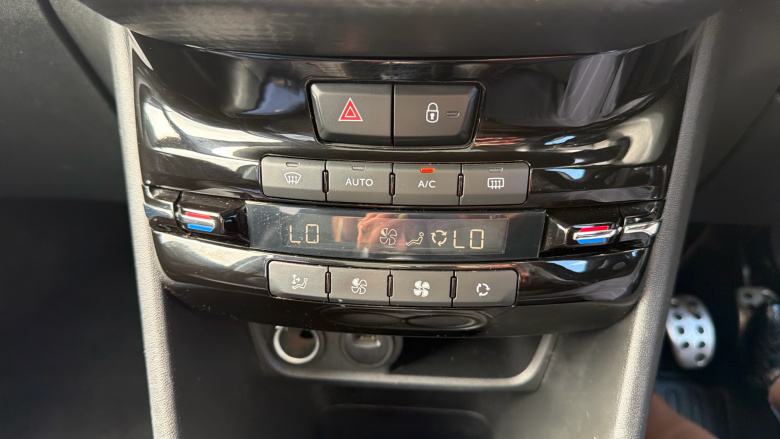 Peugeot 2008 1.2 PureTech 110 GT Line 5dr [6 Speed] Petrol Estate